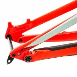 Specialized Enduro Pro Carbon 27.5 Large Frame - 2017 -Vente de vélos FMT10957 PH2 04 scaled