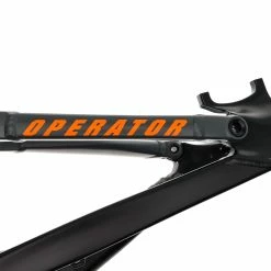 Kona Operator Medium Frame - 2018 -Vente de vélos FMT11386 PH 24 070f184f 931d 4531 a782 d4b33fd0603b scaled