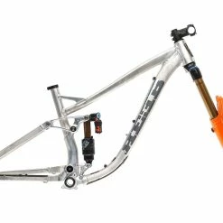 Reeb Cycles Sqweeb V3 Long Travel Medium Frameset - 2020 19 Reeb Cycles Sqweeb V3 Long Travel Medium Frameset - 2020 -Vente de vélos FMT11601 PH3 4 scaled