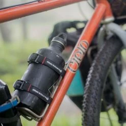 Porte Bidons Blackburn Outpost Cargo -Vente de vélos porte bidons blackburn outpost cargpo 1