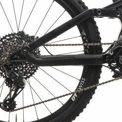 Canyon Torque CF 7.0 Mountain Bike - 2020, Large 14 Canyon Torque CF 7.0 Mountain Bike - 2020, Large -Vente de vélos BMT18721 PH1 04 scaled