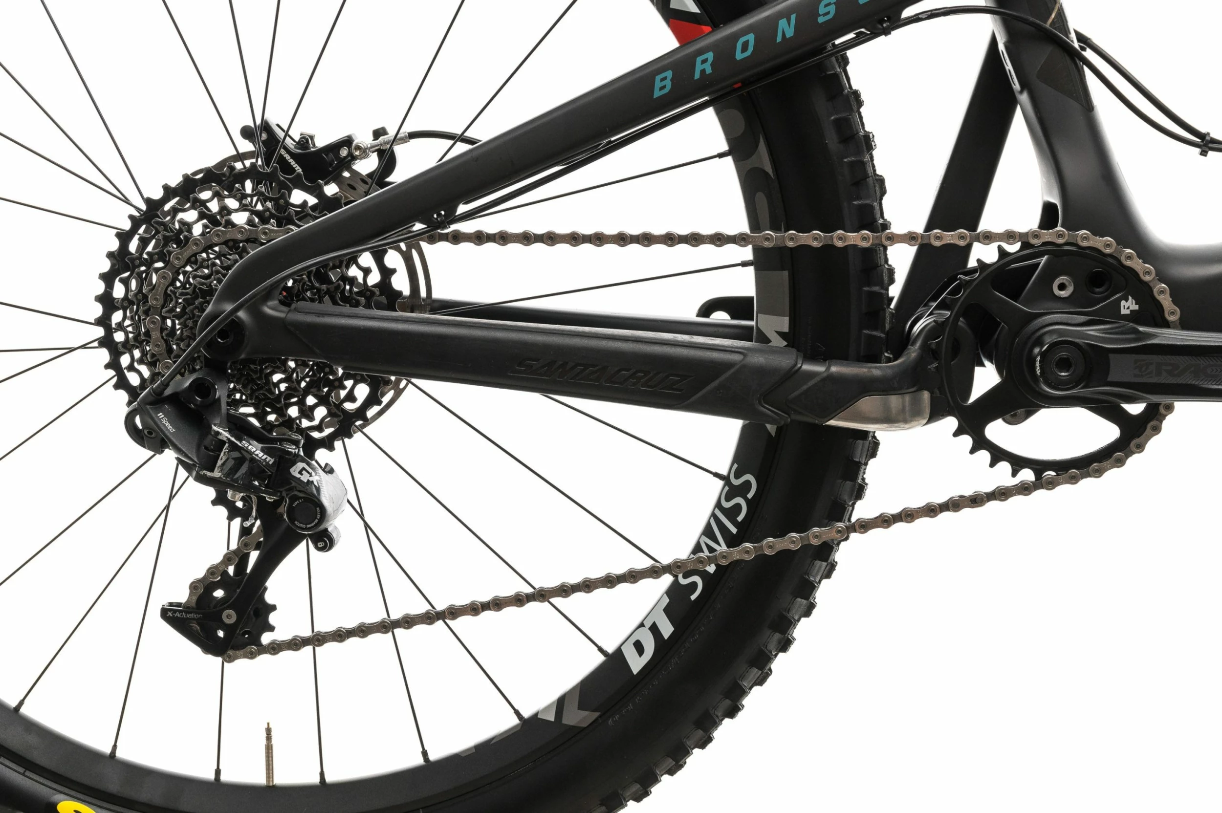 Santa Cruz Bronson C Mountain Bike - 2017, X-Large 6 Santa Cruz Bronson C Mountain Bike - 2017, X-Large – Image 4