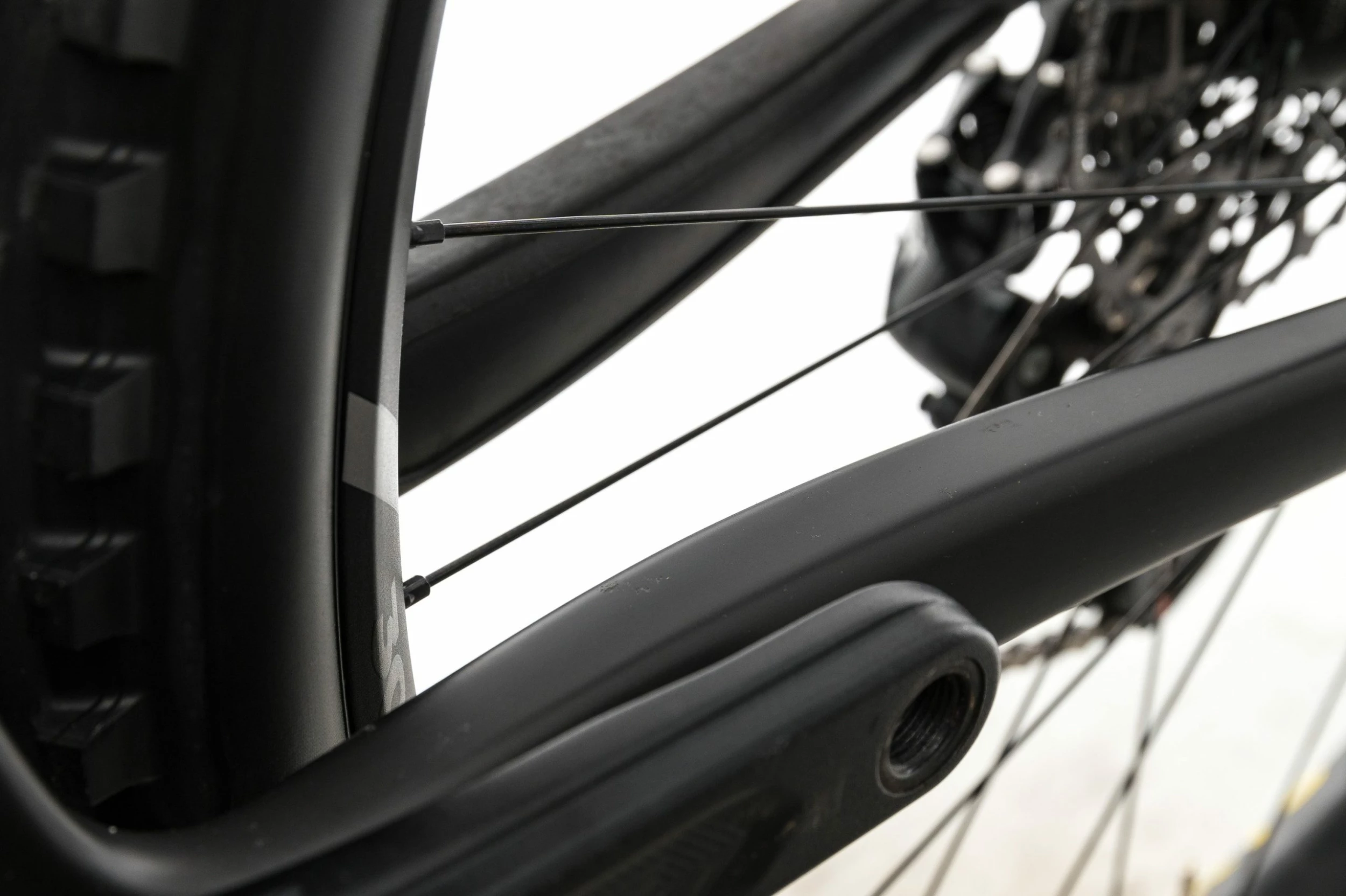 Santa Cruz Bronson C Mountain Bike - 2017, X-Large 10 Santa Cruz Bronson C Mountain Bike - 2017, X-Large – Image 8