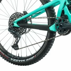 Santa Cruz Bronson C S Mountain Bike - 2019, Large 16 Santa Cruz Bronson C S Mountain Bike - 2019, Large -Vente de vélos BMT29091 PH 3 scaled